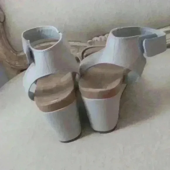 LUCKY Brand Women's Sandals - Picture 4 of 10